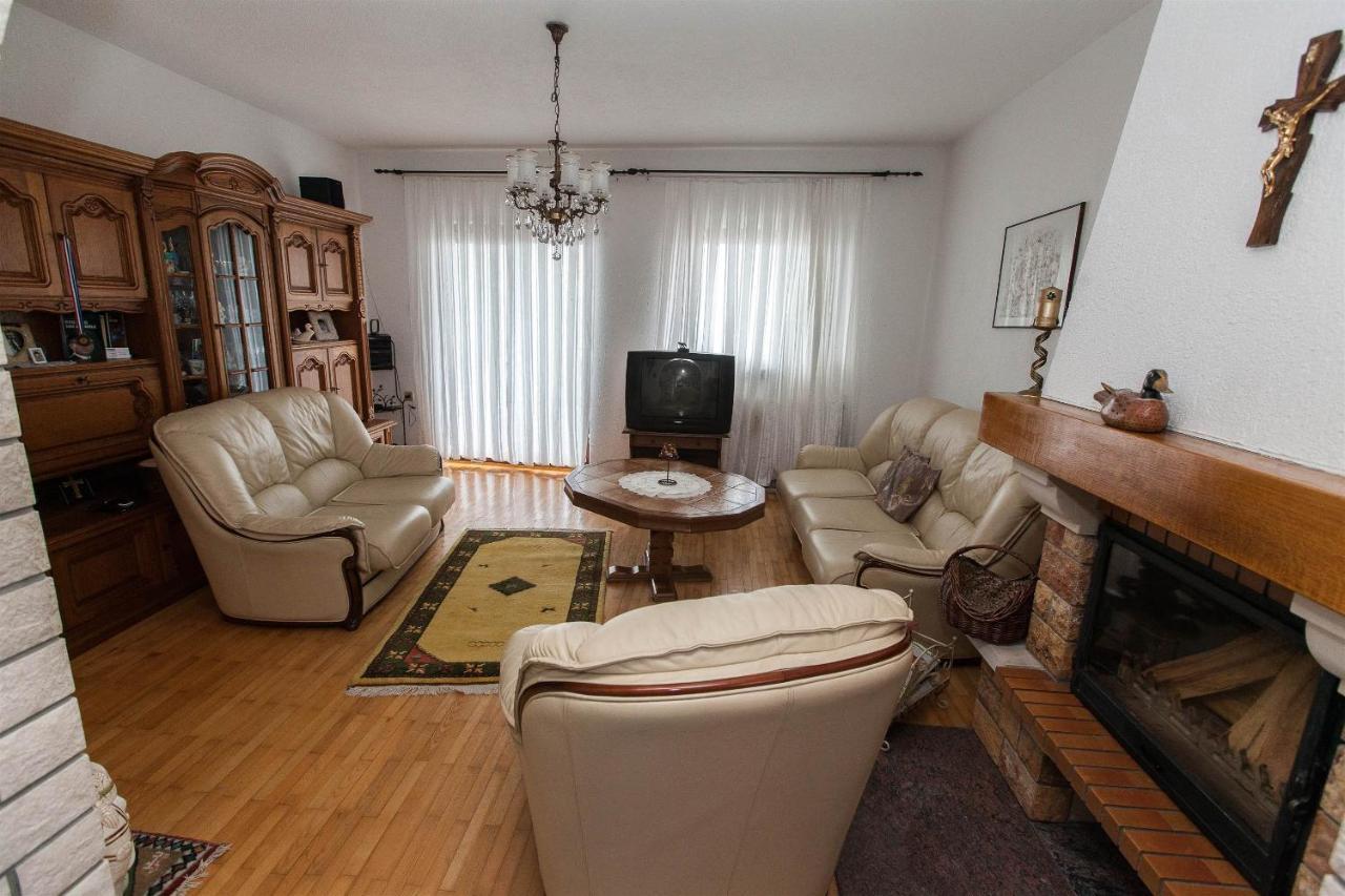 Apartments With A Parking Space Crikvenica - 11307 Екстериор снимка