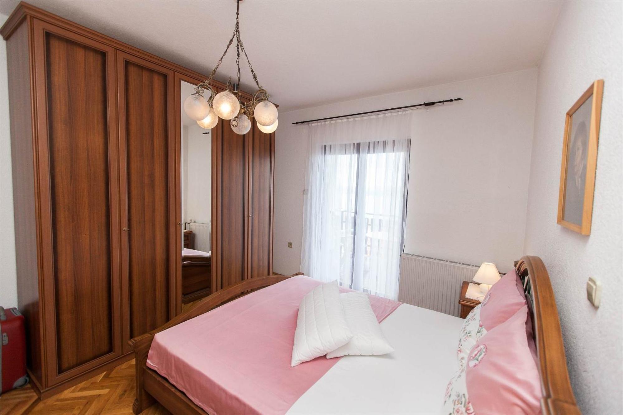 Apartments With A Parking Space Crikvenica - 11307 Екстериор снимка
